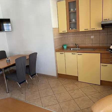 Inoma Gostinjska kuća